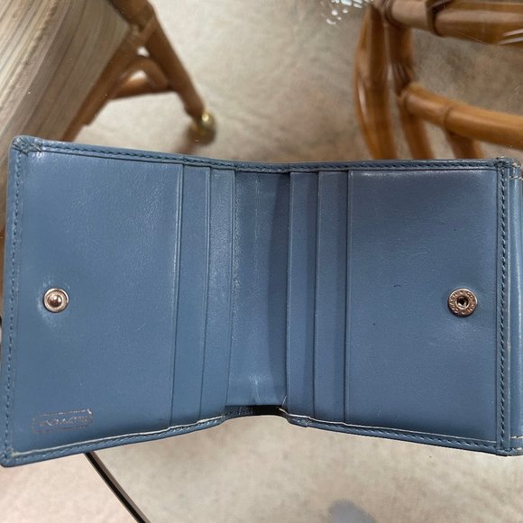 Coach Wallet - Picture 4 of 8